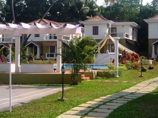 White Square Nirvana, Parra Mapusa Ngoại thất bức ảnh