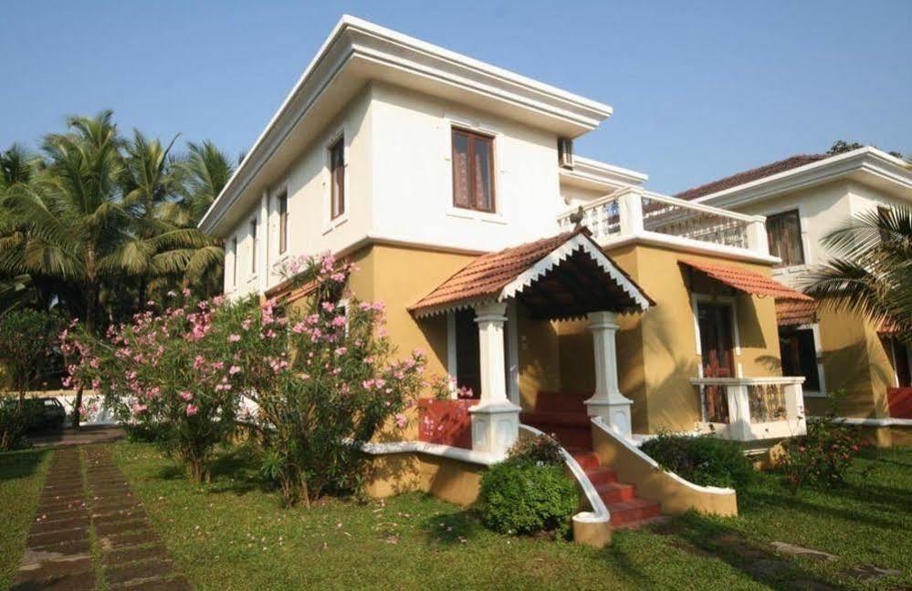 White Square Nirvana, Parra Mapusa Ngoại thất bức ảnh