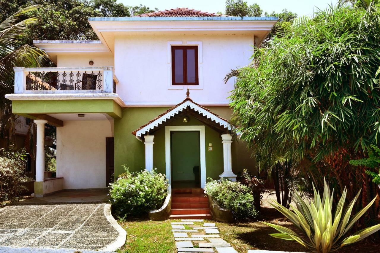 White Square Nirvana, Parra Mapusa Ngoại thất bức ảnh